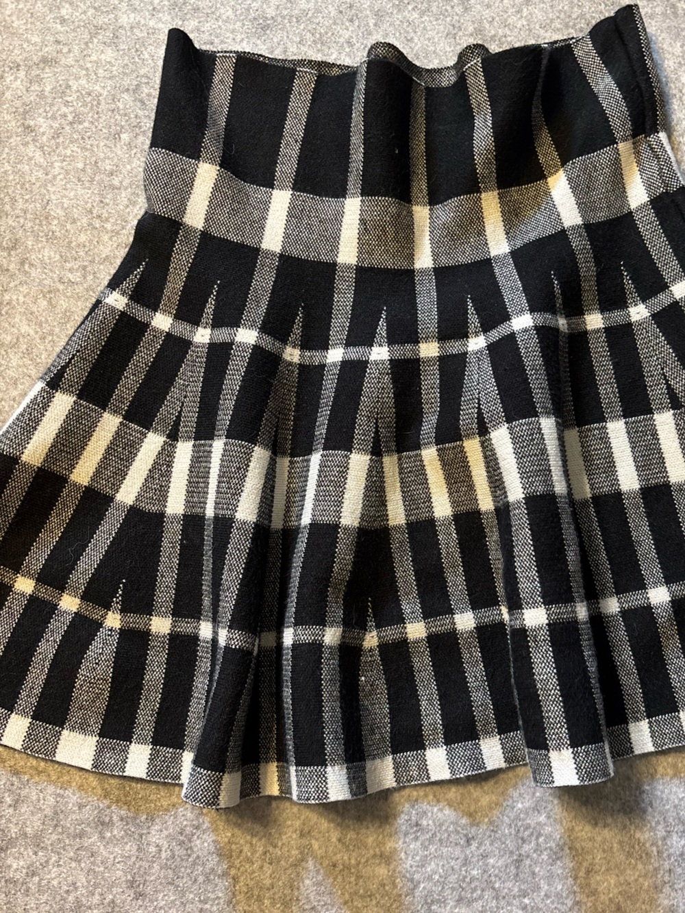 Love Tree Black and Cream Plaid Circle Skirt